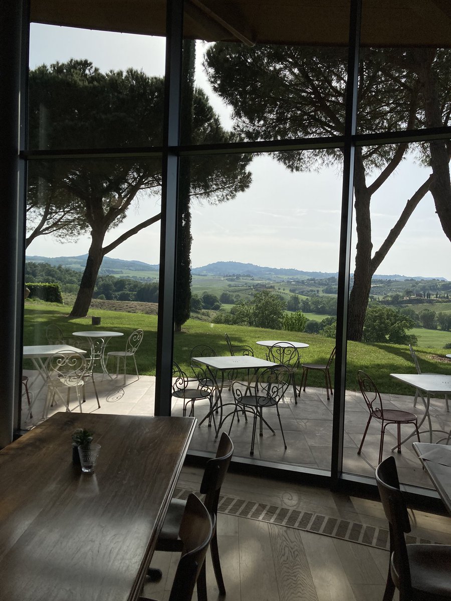 EnriqueMazzola's tweet photo. Magnificent visit to #cantina #Bindella #Vallocaia . Super wines, grandioso space and landscape π
#vinonobile #montepulciano #toscana #tuscany @consorzionobile #tuscanylife #liketuscany #onlinetoscana #tuscanylovers #collinetoscane #tuscanyworld #tuscanyhills #bestoftuscany https://t.co/UIqJqV6WaQ