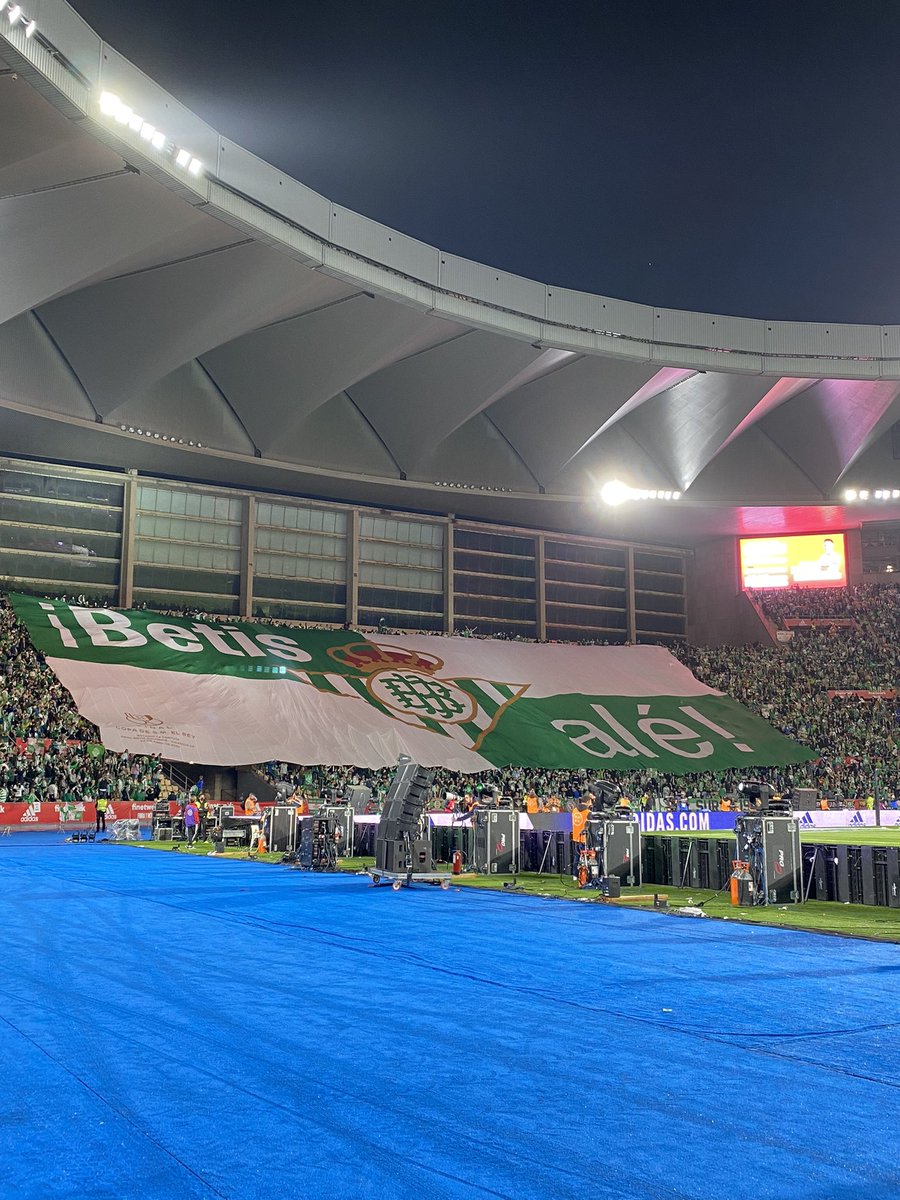 jaimepicchi's tweet photo. Hoy hace un mes de una de las noches más bonitas de mi vida. Gracias a todos los que la hicisteis posible y sobre todo a ti @RealBetis | Te Quiero 💚 https://t.co/nGjU8hLJUg