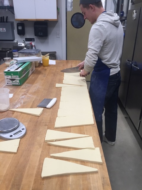 Did you know?? Axel, while a multitalented chef, is also skilled baker whose specialty is viennoiserie (aka laminated dough—croissants, etc). 

🖥 smackdabchicago.com
#food #chicago #bakery