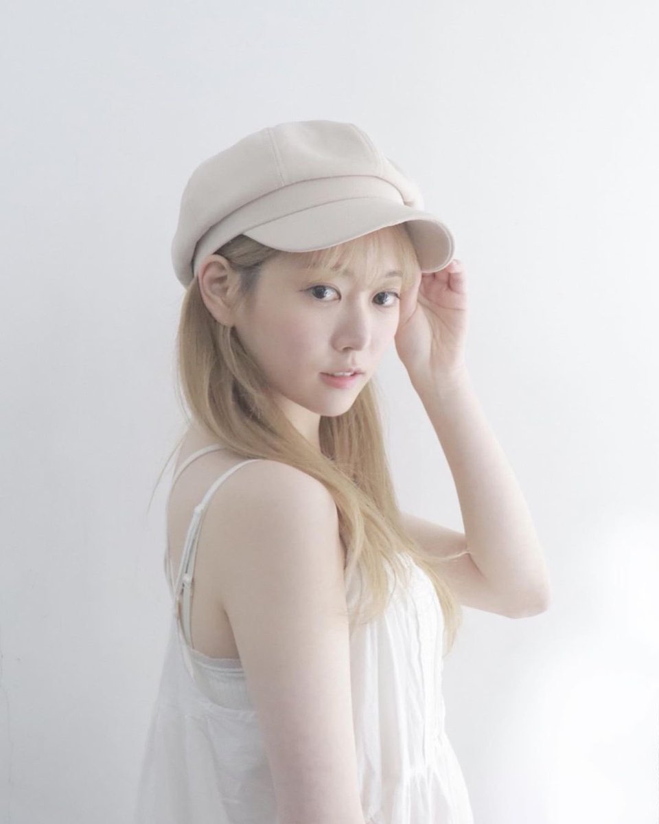 chebulpics's tweet photo. 220523 #BORA instagram update 

#CherryBullet #보라 #체리블렛 @cherrybullet https://t.co/2HvRVVwBIf