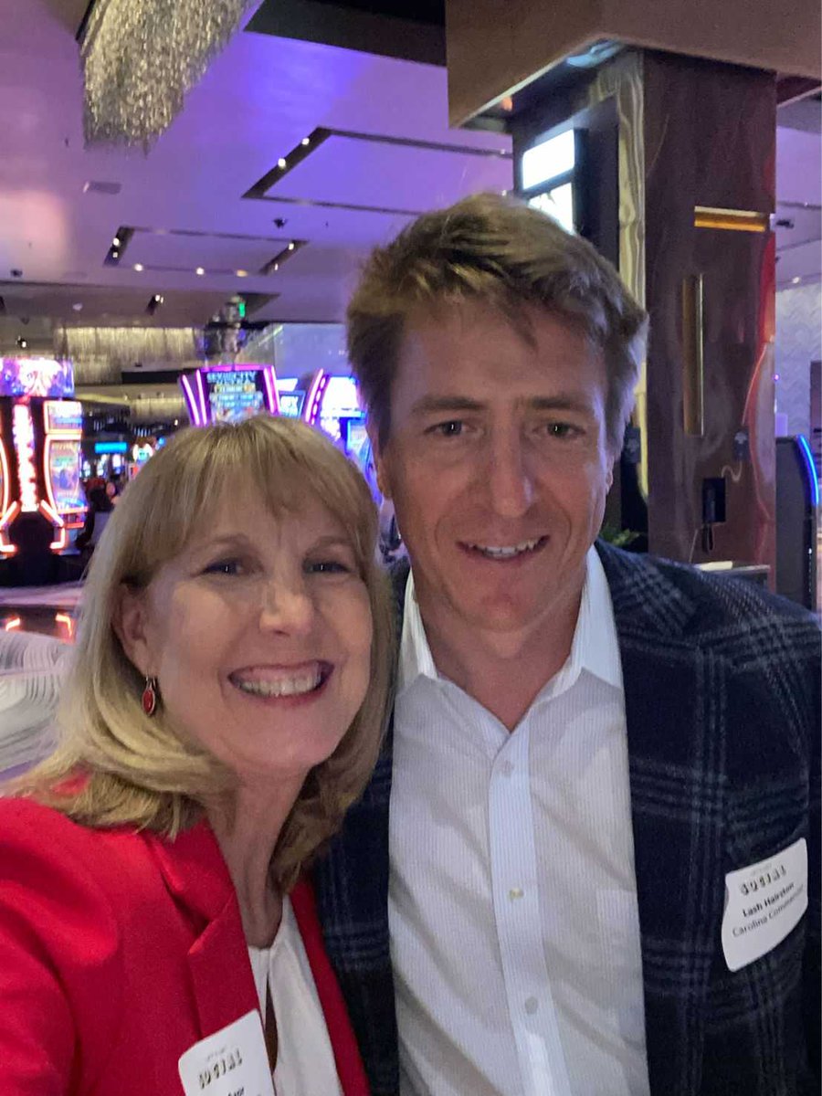 Bethazor1's tweet image. Let&apos;s Get Social! Great to meet up with Lash Hairston, @gpretales, @BrokerBoomerLNK and other at @theBrokerlist&apos;s Let&apos;s Get Social Social. 😆

So good to be back together again! #ICSCVegas #icscrecon