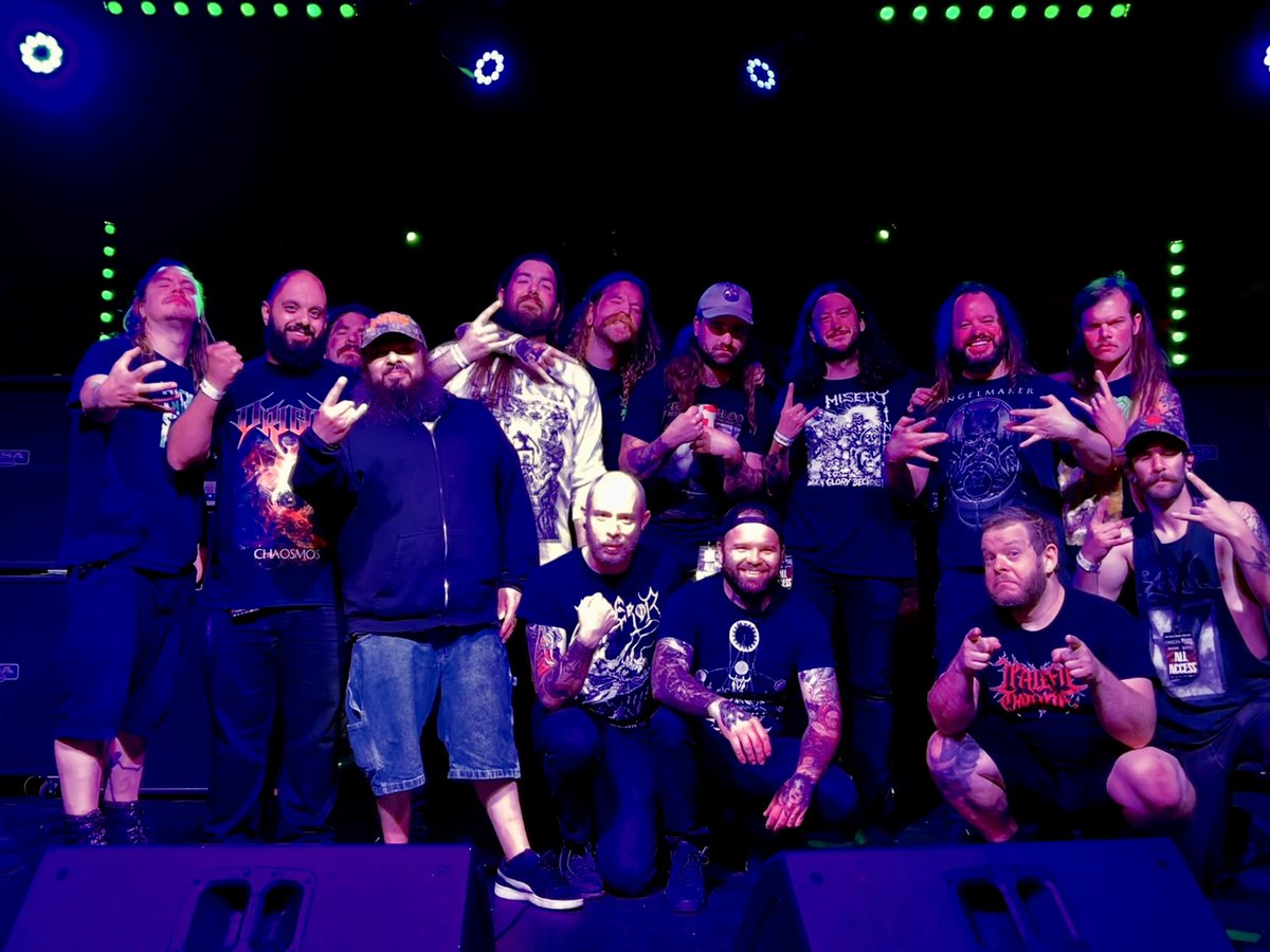 Wolf King tweet media