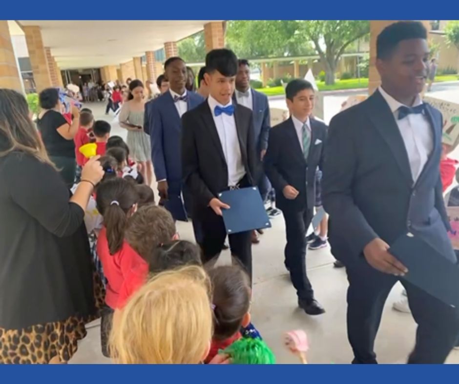 CorpusColts's tweet photo. #Proud of our #8thGrade class! Wishing each of you all the best in high school. Go #Colts!
#Blessed #ChooseCatholicSchool #smallschoolBIGDIFFERENCE #STREAM #CatholicEducation #makingadifference #makinganimpact #faith
#OpenWidetheDoorsforChrist https://t.co/sonUR03wdd