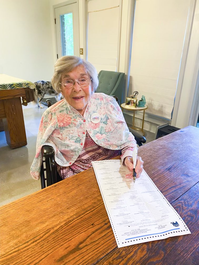 Yesterday, my 101 year old mother filled out her absentee ballot. What a special moment for us! If you can’t make it to the polls tomorrow, fill out your absentee ballot today and make your voice heard. It would be my honor to serve as Alabama’s next Governor. #alpolitics