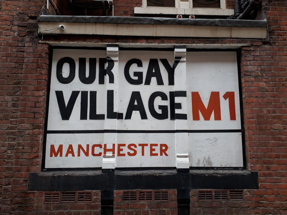 BethLAsbury's tweet photo. Enjoying my visit to Manchester! @QueerBeyondLDN 🤗🏳️‍🌈 https://t.co/Ka50TA81Ki