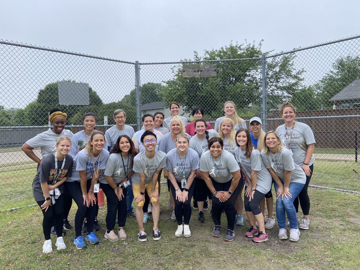 ccgreer28's tweet photo. While we didn’t pull off a win, staff pulled off a great comeback in the first annual staff vs 6th grade kickball game! @WhiteCarolyna @Mrs_Roberts116 @ArzacEd @mrdainguyen @specialk455 @Leah_worth @MrsMolinaRISD @SLPLauren88 @EalyLila @GoMsGivens @MissTuTeaches @mfowlerr24 https://t.co/crEGkUMCH0
