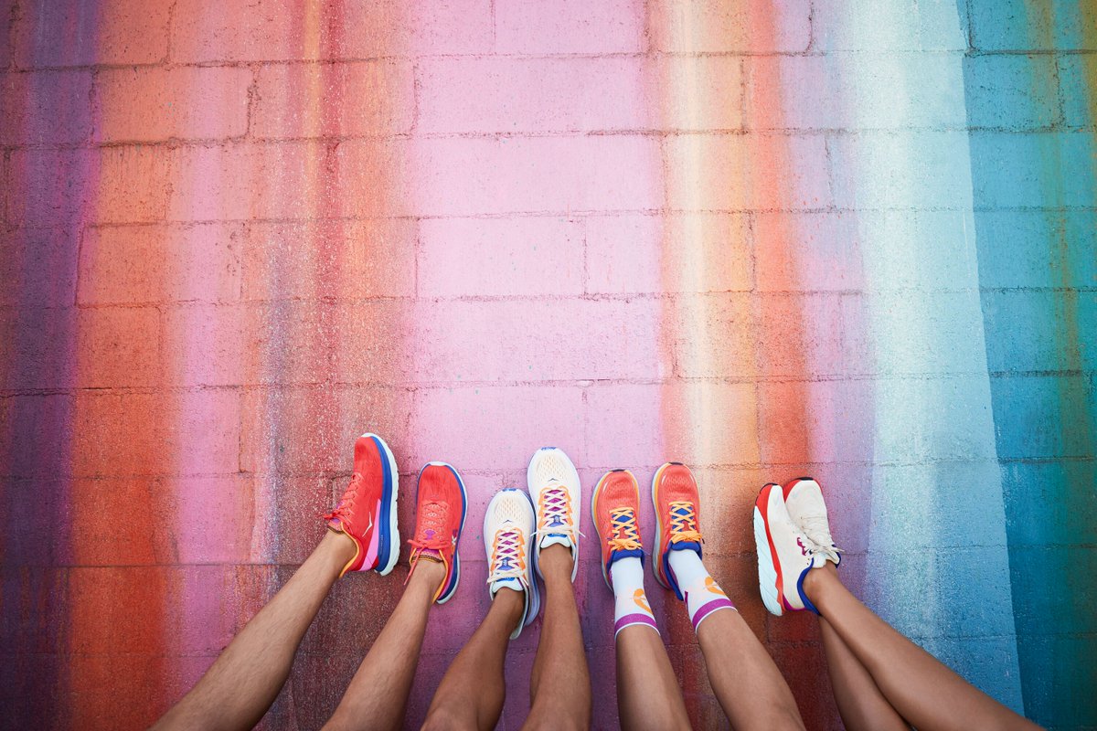 PortlandRunning's tweet image. Join us this week for a special edition of our #ThirstyThursday run to celebrate the launch of the @hoka ST/ART Pack, a bold collection in eyecatching color inspired by the energy of street art. Be prepared to get messy and sweaty! #timetofly #lifeinfullcolor #hokaoneone