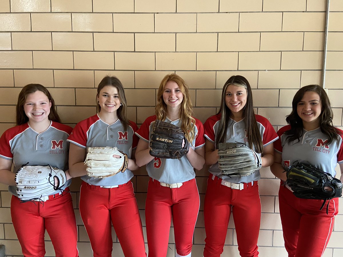 TCJSHS_SOFTBALL's tweet photo. The Lady Marksmen take on Mater Dei tonight in the first game of sectional play at 5:30!  #❤️TCSB https://t.co/3OkyOW1f0P