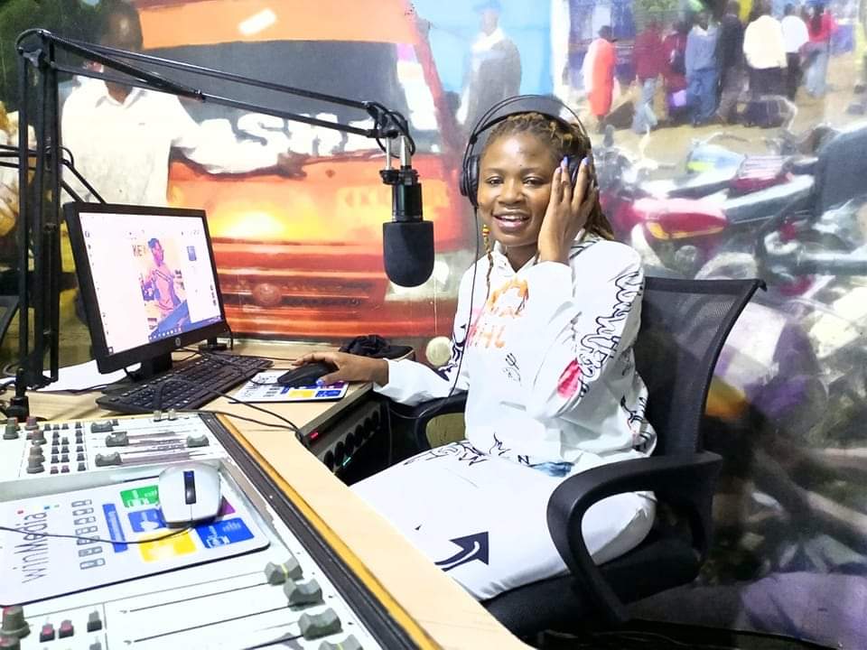 Tune inn chill with me on a special polite foundation Monday..this is the day that the lord has made.......... 89.5 is the number.... Deej Chara Ghetto Radio 89.5 #JAMROCKDOBA @GhettoRadio895 @CharraDeejay