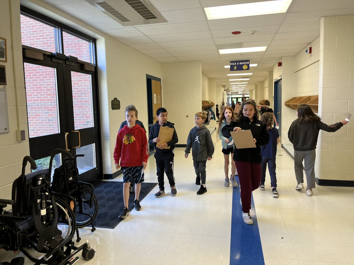 2nd graders visited <a href="/PleasantRidge34/">Pleasant Ridge Eagles D34</a> today! Getting excited for third grade… so soon! #lyonlearners #weared34