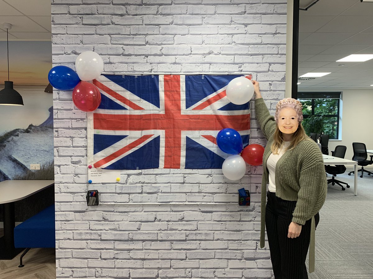 lizzie_ronan's tweet photo. Queenie paid a visit to the Southampton IM office after work today to put up some decorations and get everyone excited for the jubilee charity events we are having on Thursday …😁 https://t.co/VNewZaGEH1