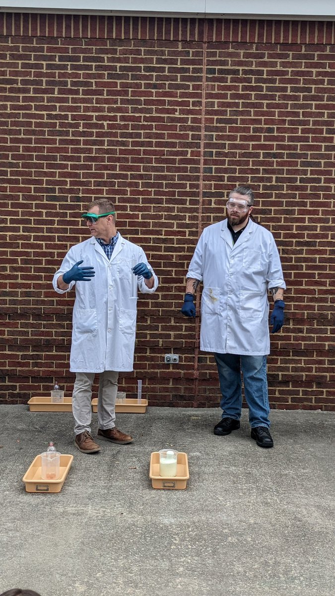 Oak Knoll Middle School tweet media