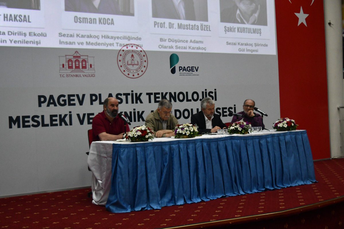 Çok değerli konuklarımızla 1. Cümle buluşmasını gerçekleştirdik. Cümle buluşmaları edebiyatımızda simge olmuş isimlerle devam edecek. <a href="/tcmeb/">Millî Eğitim Bakanlığı</a> <a href="/istanbulilmem/">İstanbul İl Millî Eğitim Müdürlüğü</a> <a href="/memleventyazici/">Levent Yazıcı</a> <a href="/muratgozudok1/">Murat Gözüdok</a> #CümleDergisi