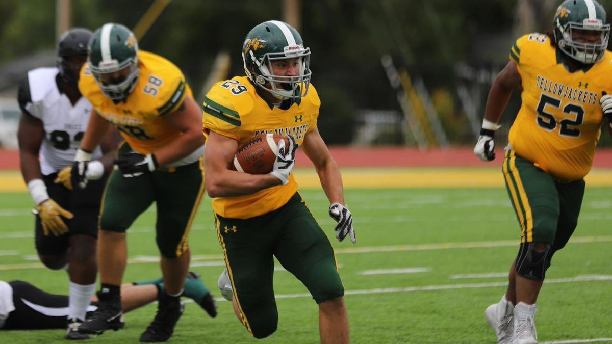 AGTG ✞
After a great conversation with <a href="/BreskeJosh/">Coach Breske</a> I am beyond blessed to receive an ⭕️ffer from Black Hill State University!