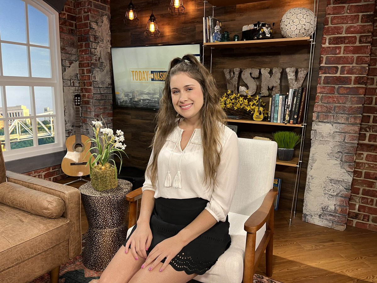Happy to be here <a href="/WSMV/">WSMV 4 Nashville</a> so excited to be joining the lifestyle show at the station📺🤠♥️