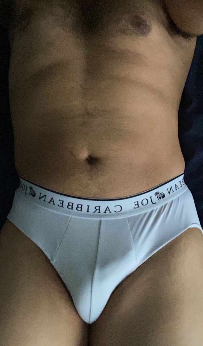 desicub_'s tweet photo. Who wants to taste this thick boy meat https://t.co/Ej5naEp7Gy