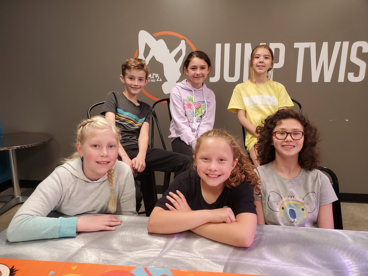 WCreekLibrary's tweet image. Our 5th grade Battle of the Books team worked hard and finished 5th out of 18 teams. I&apos;m so proud of them! #SPSBOB #spslib @WilsonsCreekInt