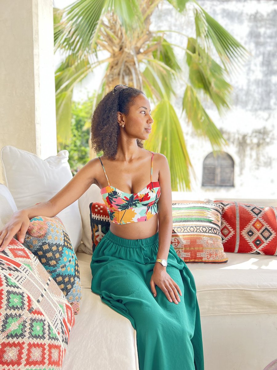 MariamBishar's tweet photo. Postcards from Lamu 😊🌞 https://t.co/Qt5LfzOoZv