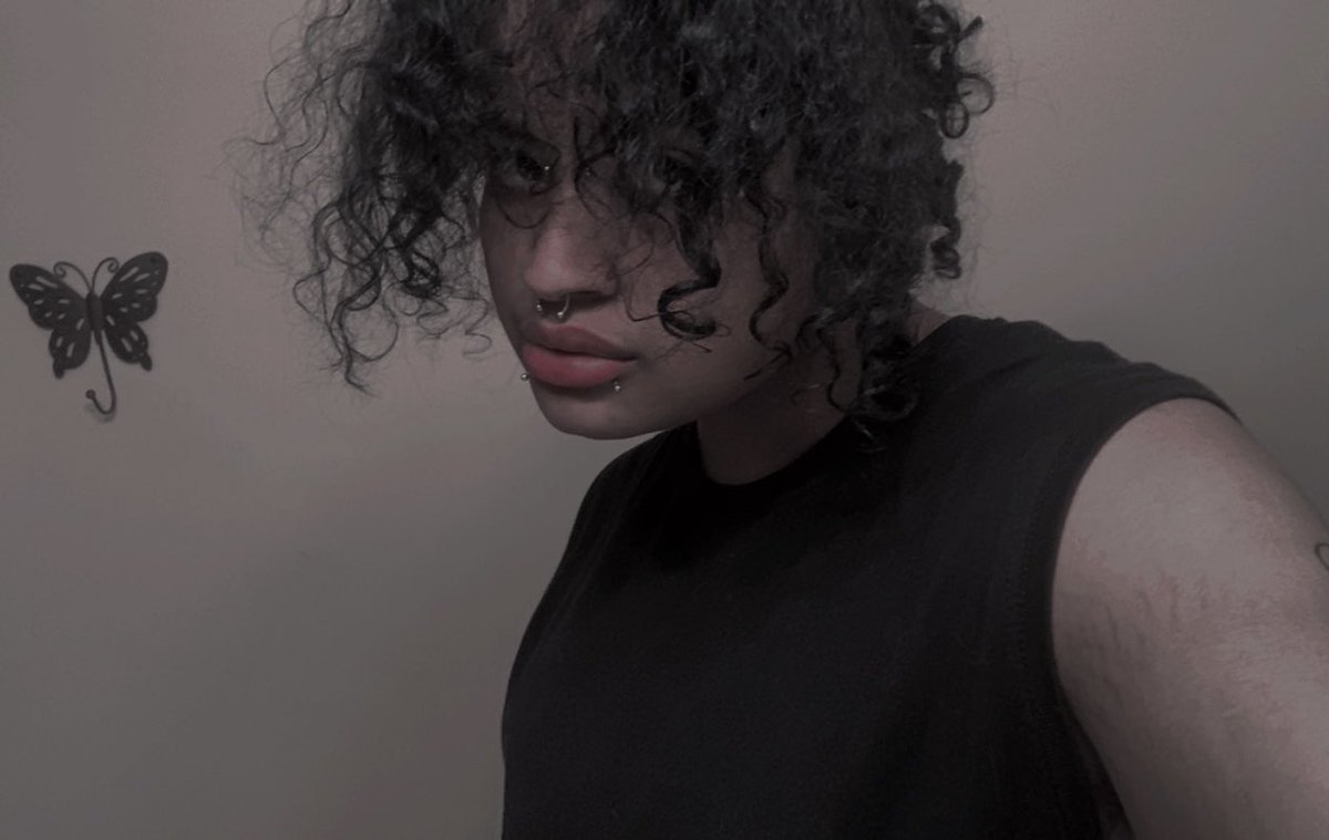 muttbfx's tweet photo. not new just returning! (got sussed) 
. malakai 
. he/him 
. bi 
. switch (dom +) 
. -15/19+, maps, aam, poppytwt, shtwt, edtwt 

rt and <3 for moots ! https://t.co/sQ2Z2GCWuG