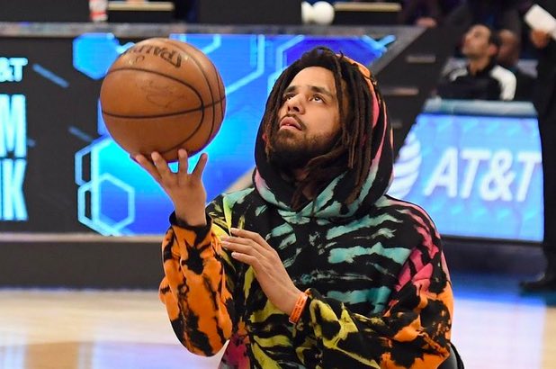 J. Cole Is Hitting The Court truestar.life/j-cole-is-hitt… ✍🏾  <a href="/theballtalk1/">The Ball Talk</a> <a href="/JColeNC/">J. Cole</a>