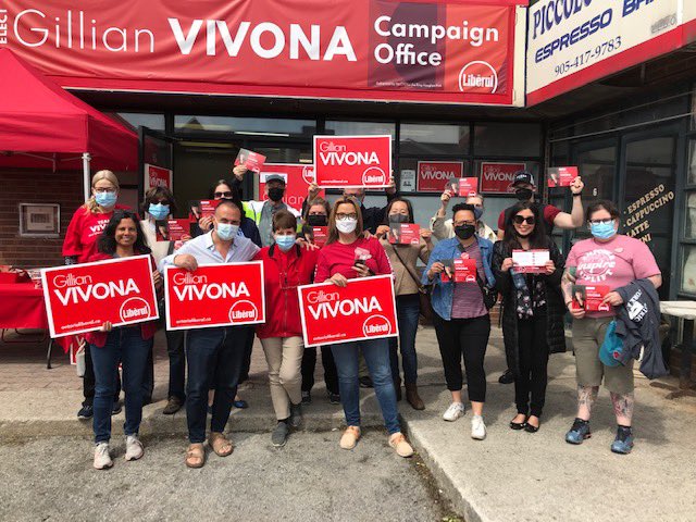 osstfd16t_ot's tweet photo. Beautiful day out in King-Vaughan today canvassing for @gillian_vivona!

Teachers and PSSP from @D16OSSTF, @osstf provincial staff, OSSTF President @karenosstf and @YorkOECTA members were out in full force for public education. 

#vote #volunteer #donate #onpoli https://t.co/NONZQoVHZO