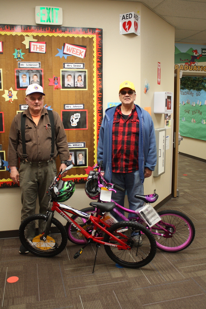 PES_Penguins's tweet photo. THANK YOU TO OUR TENINO LIONS!  The support you give our kids and our community is very much appreciated! https://t.co/QfsW591Zm3