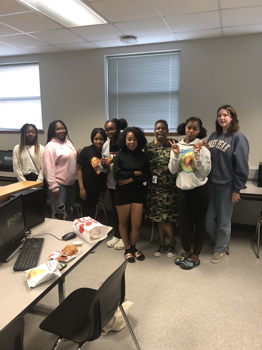 Navo Leadership Academy tweet media