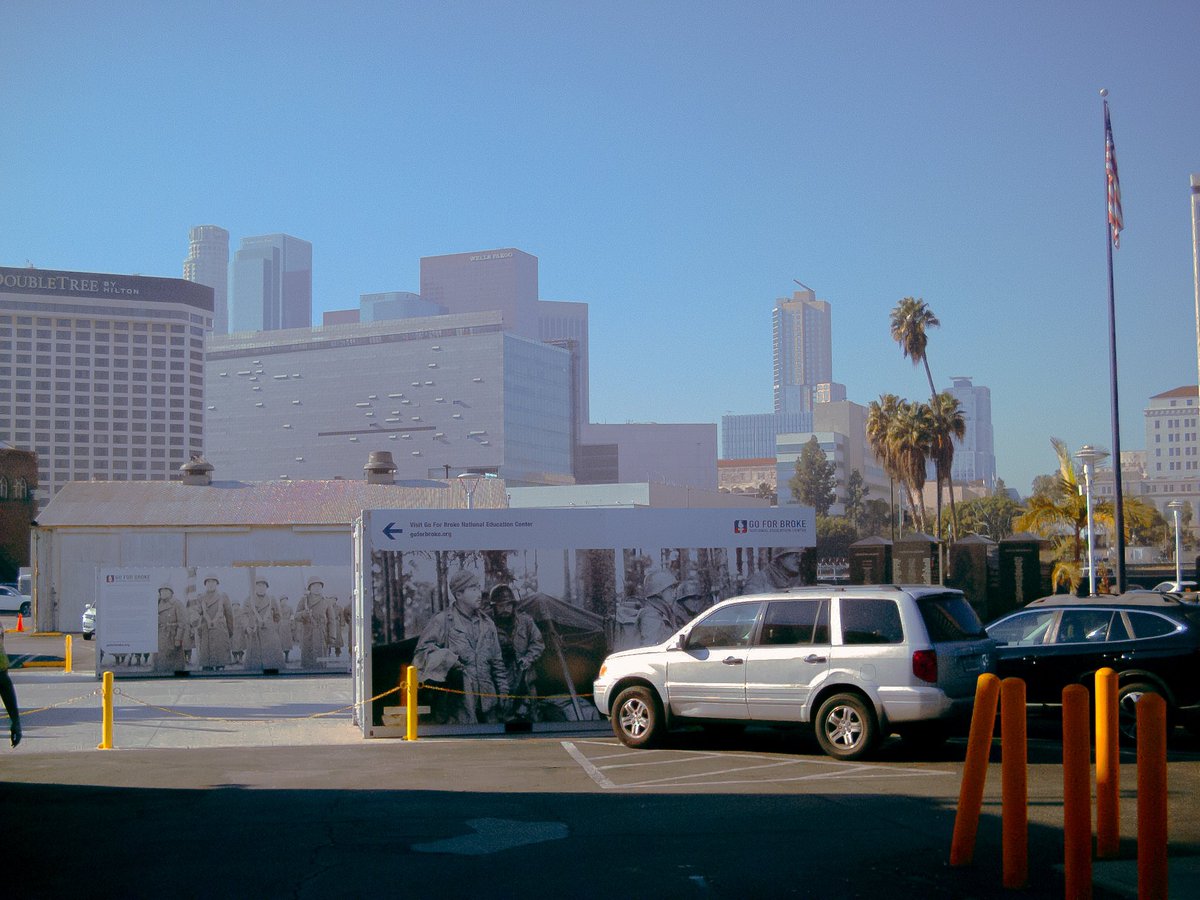 moodydarkroom's tweet photo. camera vs pics https://t.co/kw0nLHwGWy