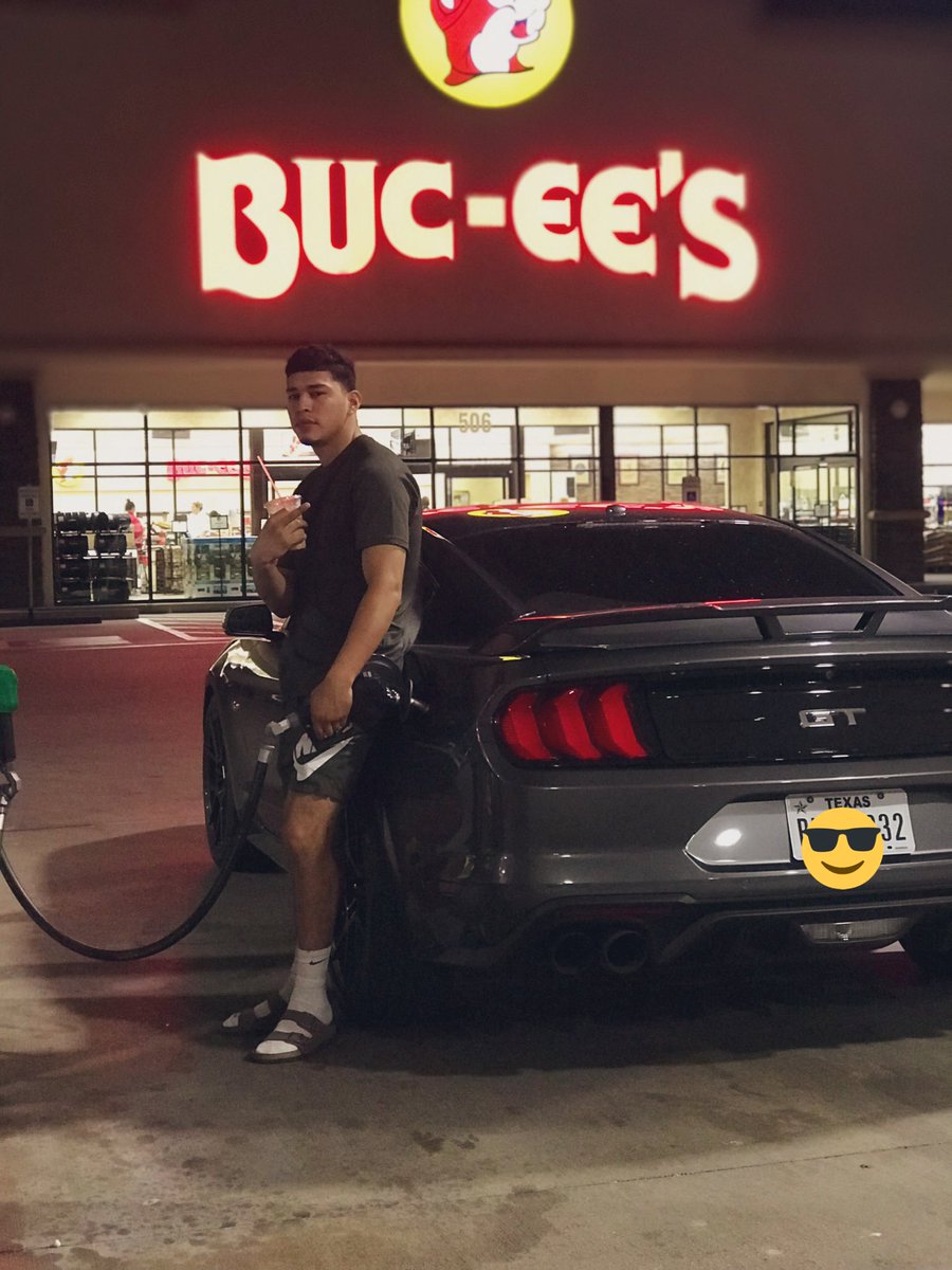 anthonyrdz2001's tweet photo. Texas thing 🤠🫡 https://t.co/9xwO1me2ym