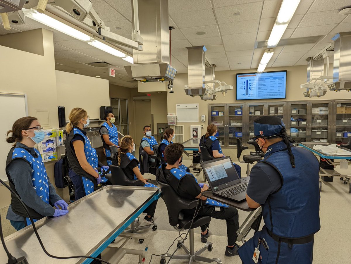 UTHPMR's tweet photo. @UTHPMR faculty Dr. Jason Chen, DO and Dr. Ajai Sambasivan, MD hosted an awesome workshop last week @McGovernMed Procedural Skills lab  #InterventionalPain #SportsandSpine #FluoroShots #UltrasoundShots #PhysiatryGME #MusculoskelalMedicine #Physiatry #MedEd #MedEdTwitter https://t.co/qOI6jmzxGU