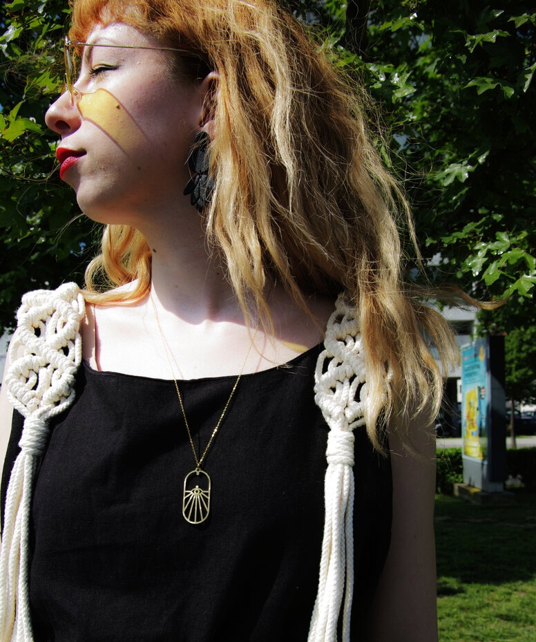 DesignsStilin's tweet photo. A timeless Stilin Designs dress with knotted straps for all summer combinations. 🖤 
This fashion editorial is brought to you by ArtiZanat.
#handmade #stilindesigns #slowfashion #dresstoimpress https://t.co/73mFt2JLJa