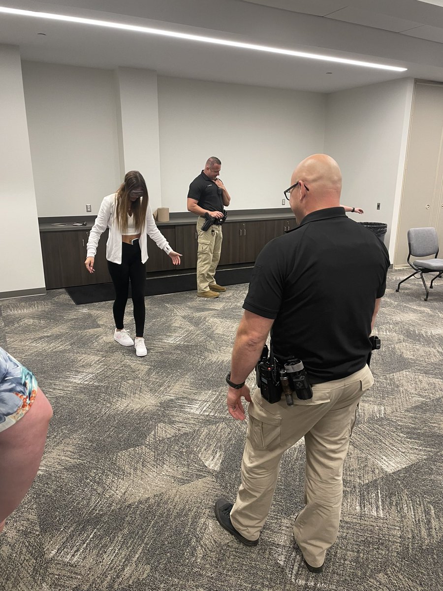 Stephanie Rago tweet media