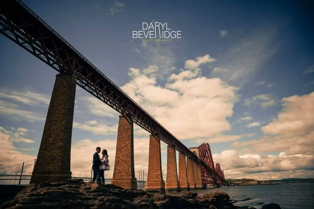 BeveridgeDaryl's tweet photo. I met up Sara &amp; Cameron today for their pre wedding shoot at South Queensferry.

It was a lovely sunny but windy afternoon but always a pleasure to meet up with couples especially ones who I met before the pandemic &amp; to see them 2 years later.

#darylbeveridgephotography https://t.co/IGekNoRFdj