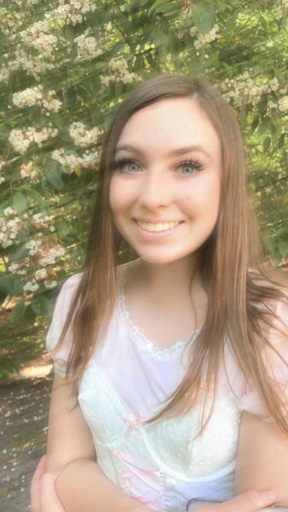 Meet Gracie! Next year, Gracie is Copy Editor. She will be in charge of editing the words in the book. Gracie hopes that the ybk will “be colorful and fun, and hopefully error-free once I look through it.” Congrats Gracie!
