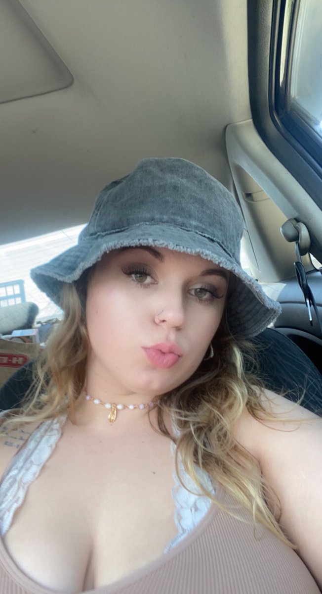 CainCaitlyn's tweet photo. This weekend was a blur 🥴 https://t.co/wzG6NXmUM1