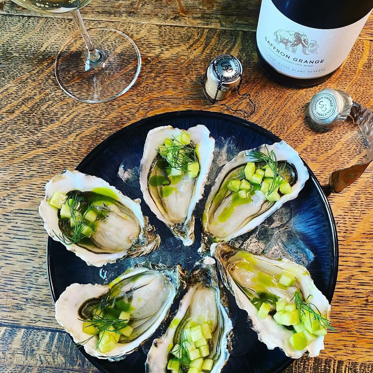 WineGB East (@winegbeast) on Twitter photo What a delicious pairing...
Oysters accompanied with, green apple, fermented cucumber juice, and fresh dill.
With <a href="/saffrongrange/">Saffron Grange</a>'s English sparkling wine - flavours of lemon sherbet, tart, great mouthfeel, carrying depth and richness with a lovely creamy finish on the palate. What a delicious pairing...
Oysters accompanied with, green apple, fermented cucumber juice, and fresh dill.
With <a href="/saffrongrange/">Saffron Grange</a>'s English sparkling wine - flavours of lemon sherbet, tart, great mouthfeel, carrying depth and richness with a lovely creamy finish on the palate.