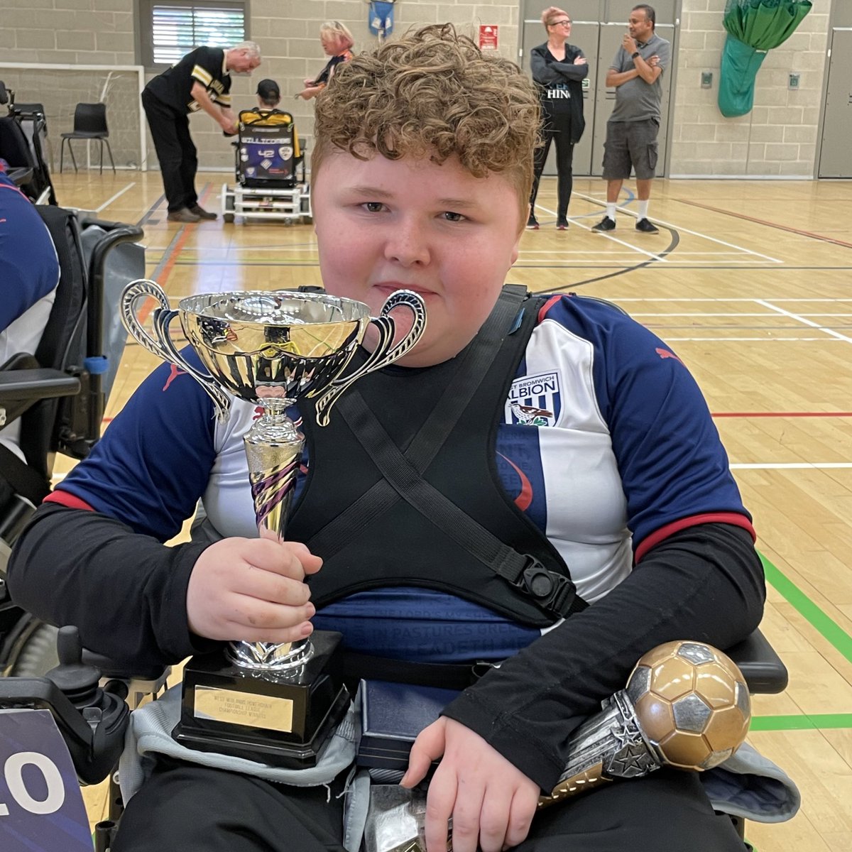 WestMidlandsPFL's tweet photo. Congratulations to our joint Championship Golden ‘Boot’ Winners!

Villa Rocket’s Mason Hindley and WBA Dudley’s Ollie Rock finished the season on 18 goals each and share this seasons honours 🏆🏆

Congratulations to both lads on a fantastic season 👏🏻

#PowerchairFootball https://t.co/NOVSqVFgaW
