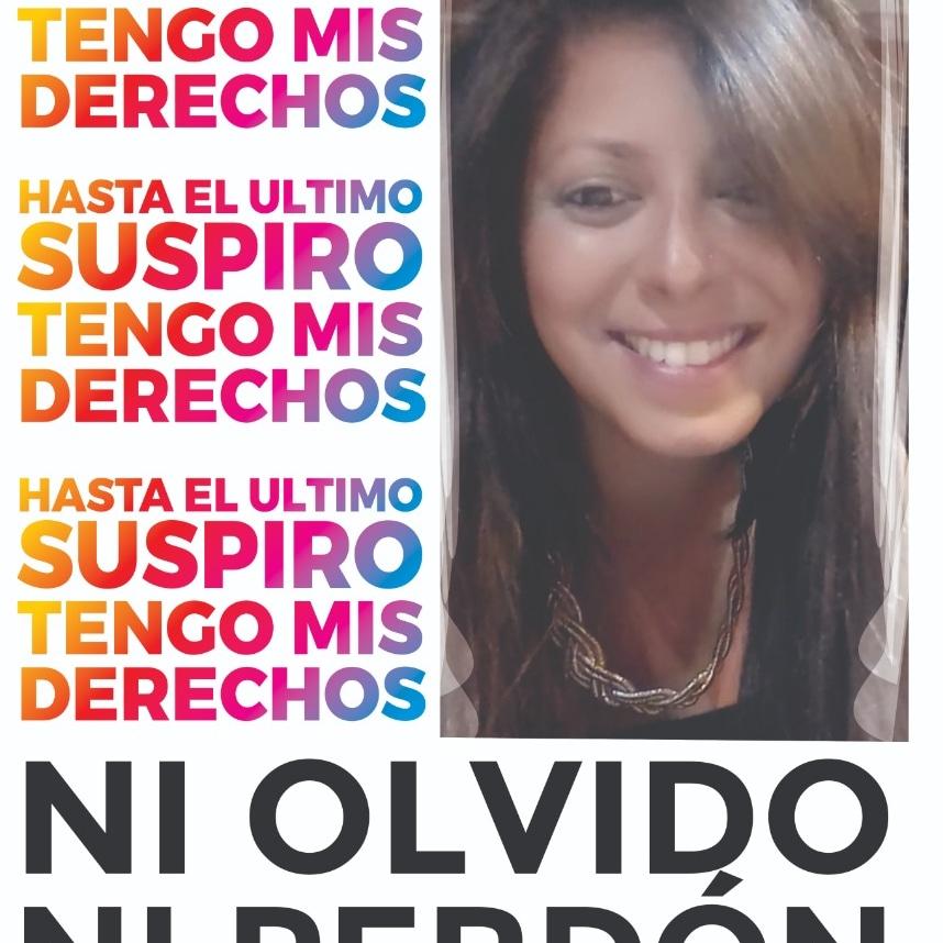 HOY MAS QUE NUNCA JURO POR VOS QUE VOY A HACER JUSTICIA, NOS VOLVIERON A CAGAR, NO VENGAN LOS.POLITICOS HDP A HABLAR DE JUSTICIA, XQ UDS TAMBIEN SE CAGARON EN TODOS, JUSTICIA, POLITICOS SE PUEDEN IR A LA RECONCHA DE SU MADRE 
#SOLANGEMUSSE