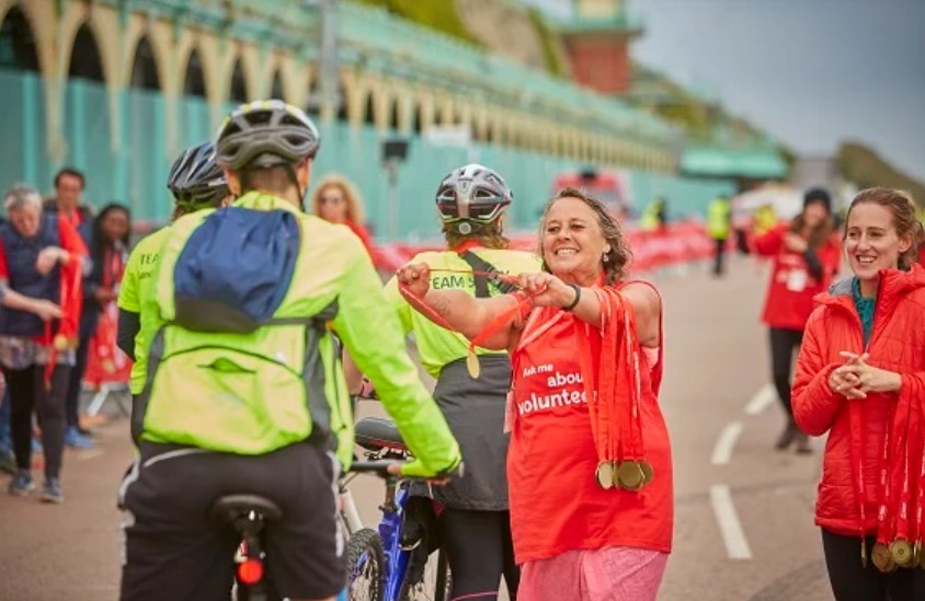 Soak up the magic without riding the miles. Join us at the finish line as a volunteer at this years BHF London to Brighton Bike Ride. Sign up today and join our epic volunteer team on the 19 June soamp.li/hhVC