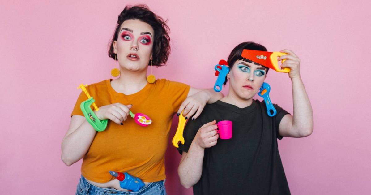 40 things to do in #Vancouver this week straight.com/living/40-thin… <a href="/mariabamfoo/">Maria Bamford</a> <a href="/JFLVancouver/">Just For Laughs VANCOUVER</a> <a href="/VogueTheatre/">Vogue Theatre</a> <a href="/BACTouring/">BroadwayAcrossCanada</a> <a href="/UITATheatre/">UpintheairTheatre</a> <a href="/TheCultch/">The Cultch</a> <a href="/MOA_UBC/">Museum of Anthropology at UBC</a> #Hamilton <a href="/Vancivictheatre/">Vancouver Civic Theatres</a> <a href="/AvrilLavigne/">Avril Lavigne</a> <a href="/vancejoy/">Vance Joy</a> <a href="/RioTheatre/">Rio Theatre</a> <a href="/RickshawTheatre/">Rickshaw Theatre</a> <a href="/SurreyArtsCtre/">SurreyCivicTheatres</a> <a href="/vanmaritime/">Vancouver Maritime Museum</a> @KayMeekCentre