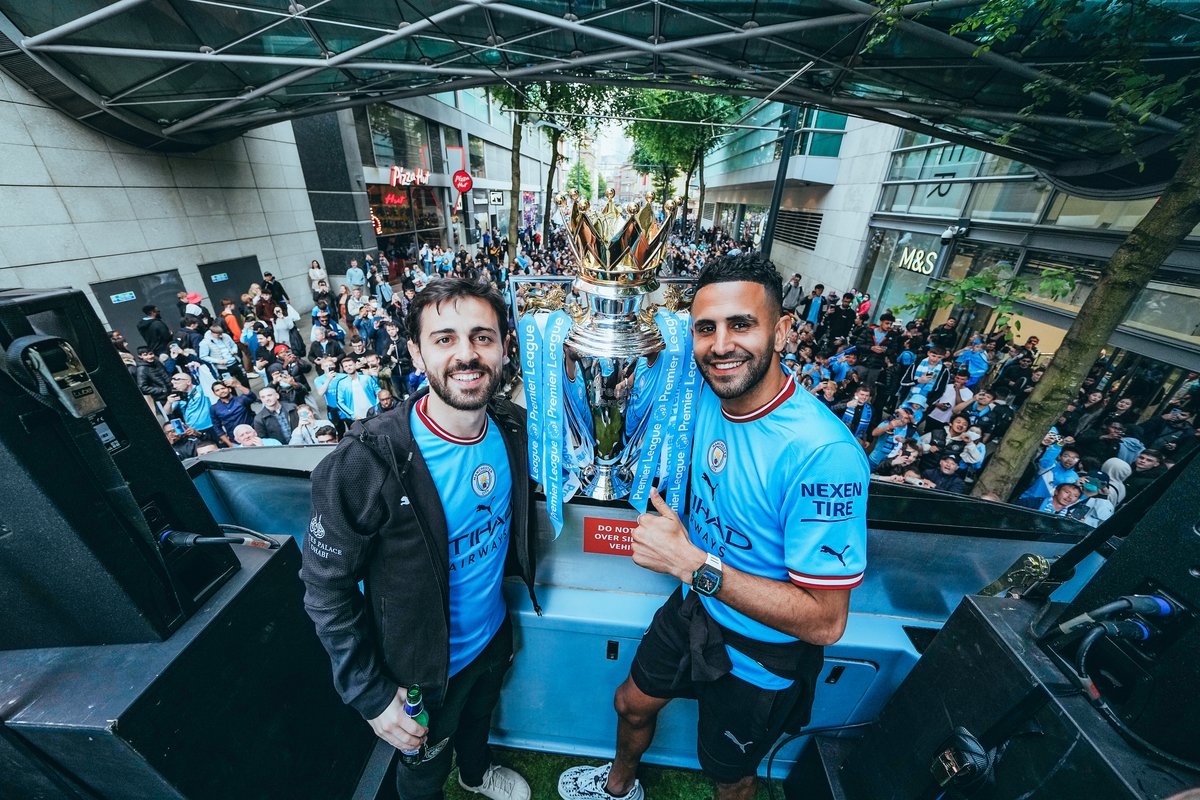 ManCityFra's tweet photo. Manchester est...👇💙 https://t.co/Ui6KlG0Dso
