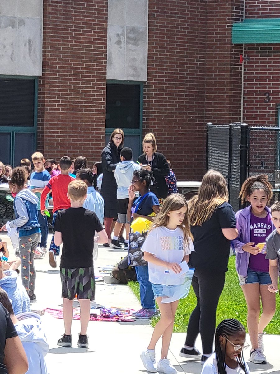 miner_jenn's tweet photo. Economic standards brought to life in the month of May. Students earned money, paid bills and earned bonuses. Final activity was a flea market. Students bought and sold items with money earned this month. #AvonisALLin @MelissaMcColl16 @NikkiHarrisonME https://t.co/1cst0TXqDC