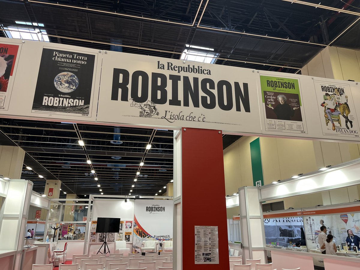 Robinson_Rep's tweet photo. Cala il sipario sulla XXXIV edizione del @SalonedelLibro e anche l’#ArenaRobinson si è svuotata. È stato bello fare battere insieme i nostri #CuoriSelvaggi ❤️🔥. Ci vediamo sabato in edicola con @repubblica!
#SalTo22 https://t.co/dwxEWvyG2V