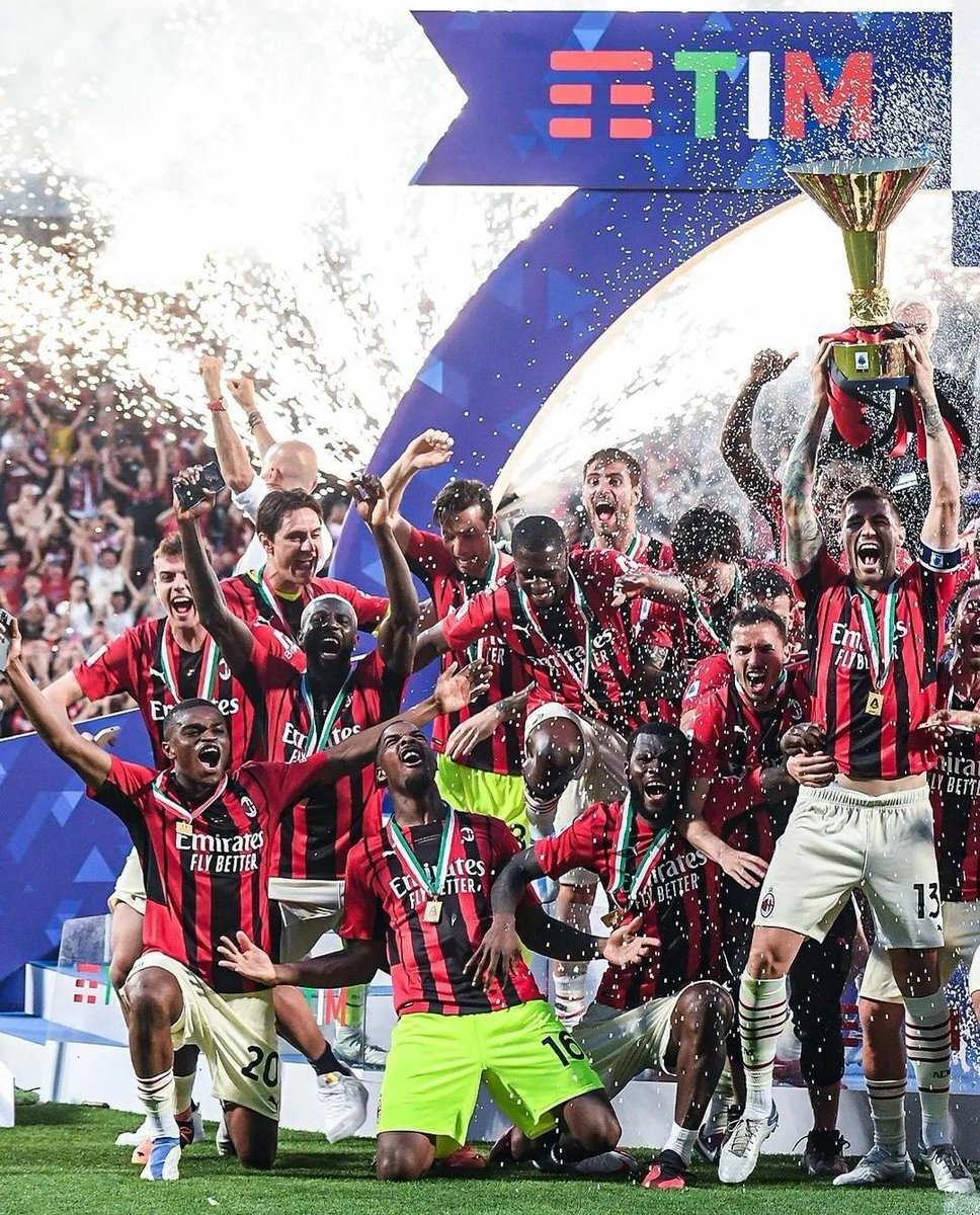 siZizi's tweet photo. Ale Milan Ale 🔥 https://t.co/1sjeMW817y
