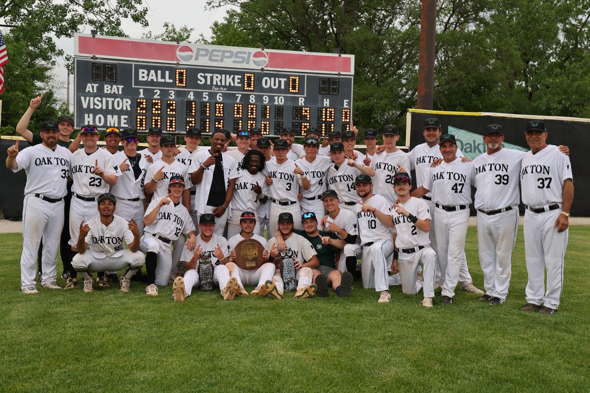 Your Great Lakes District Champions <a href="/Oakton_Baseball/">Oakton CC Baseball</a> 🏆are making a fourth consecutive trip to the <a href="/NJCAABaseball/">NJCAA Baseball</a> World Series starting this Saturday, May 28 in Greeneville, TN! Let's go Owls! #HootHoot
