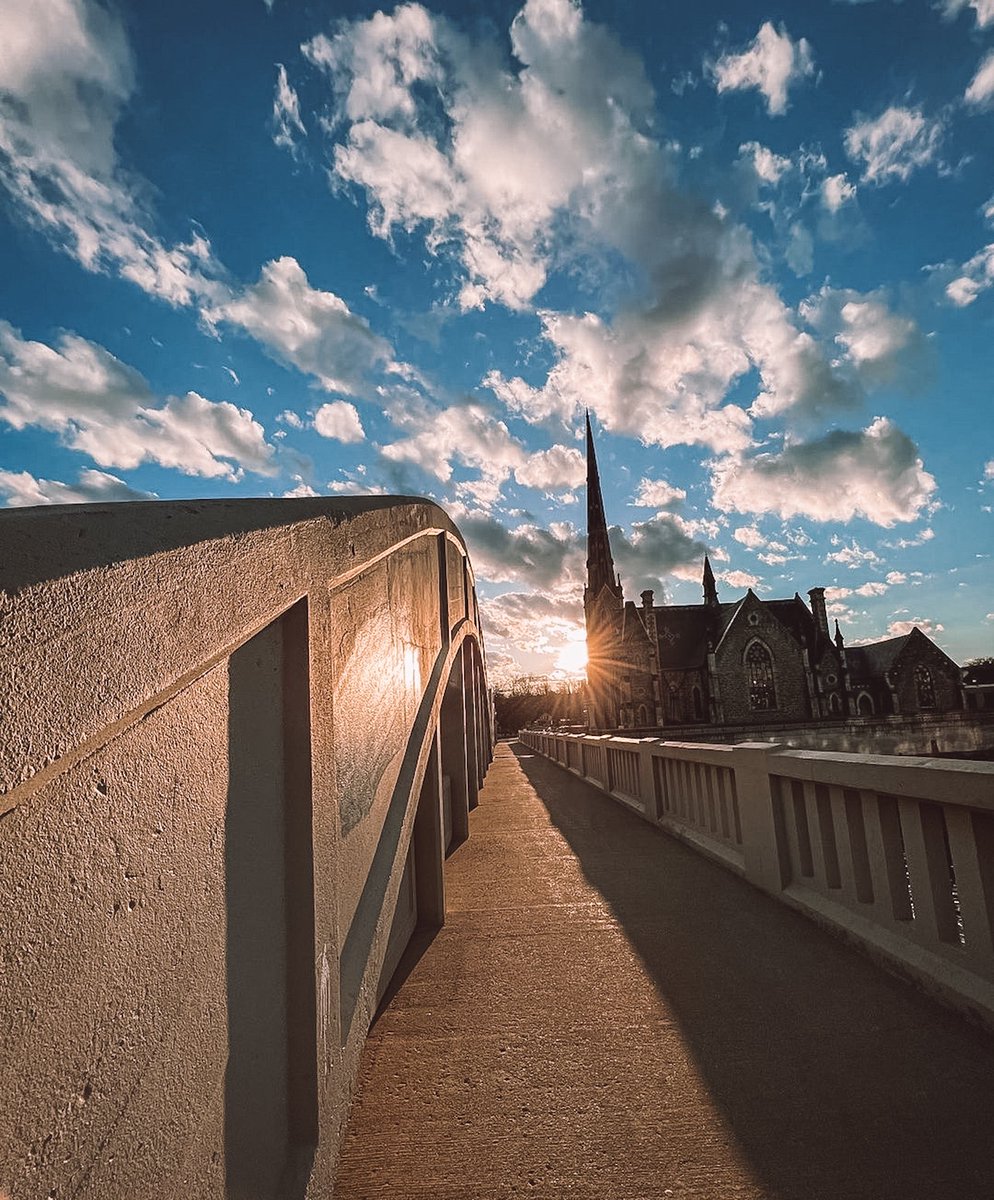 We hope everyone had a safe and enjoyable long weekend! ✨ #DTCbridge #GaltLove 
📸 @ shaileechoxi on IG 
-
@cityofcambridge