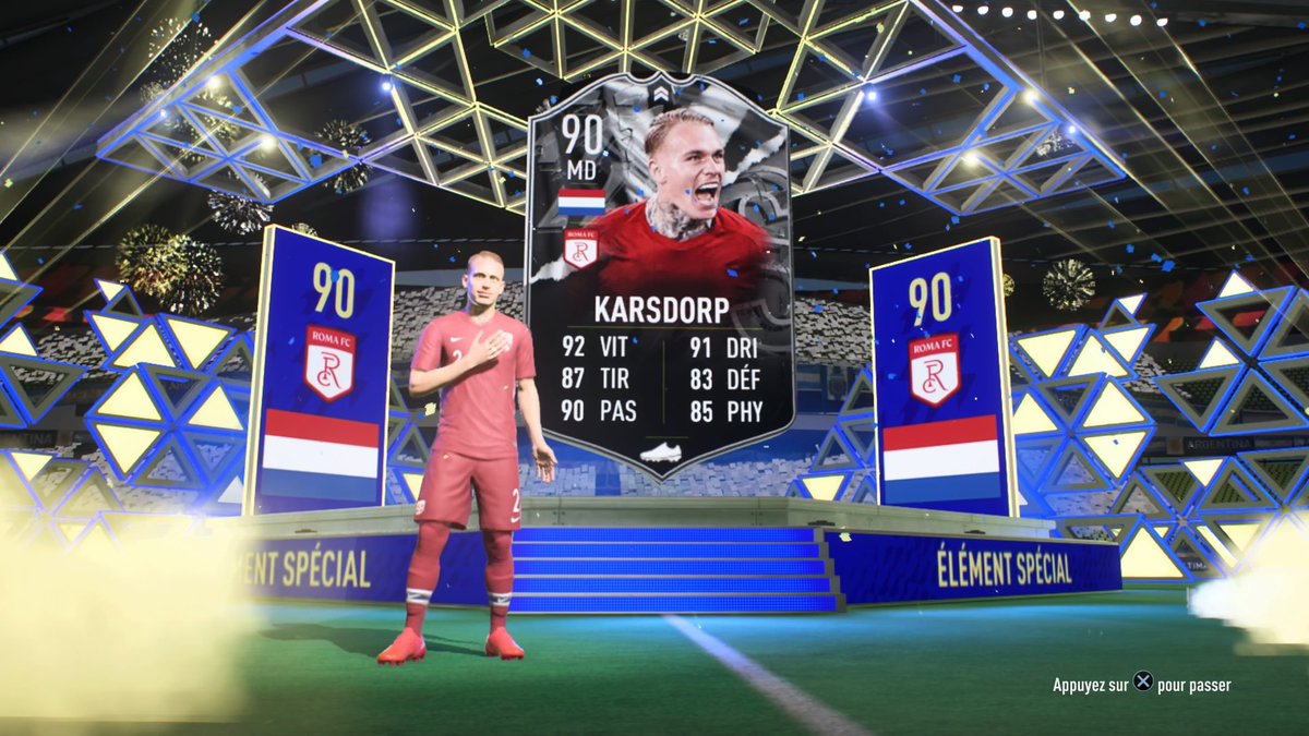 NeFeeWs's tweet image. Et on a recuperé Karsdorp on espère une victoire de la Roma pour cette finale d’Europa Ligue !!  

#TOTS #EuropaLeague #FIFA22