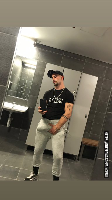Maybe shouldn’t use this sweatpants to often… ??? https://t.co/pmqp4N06eb