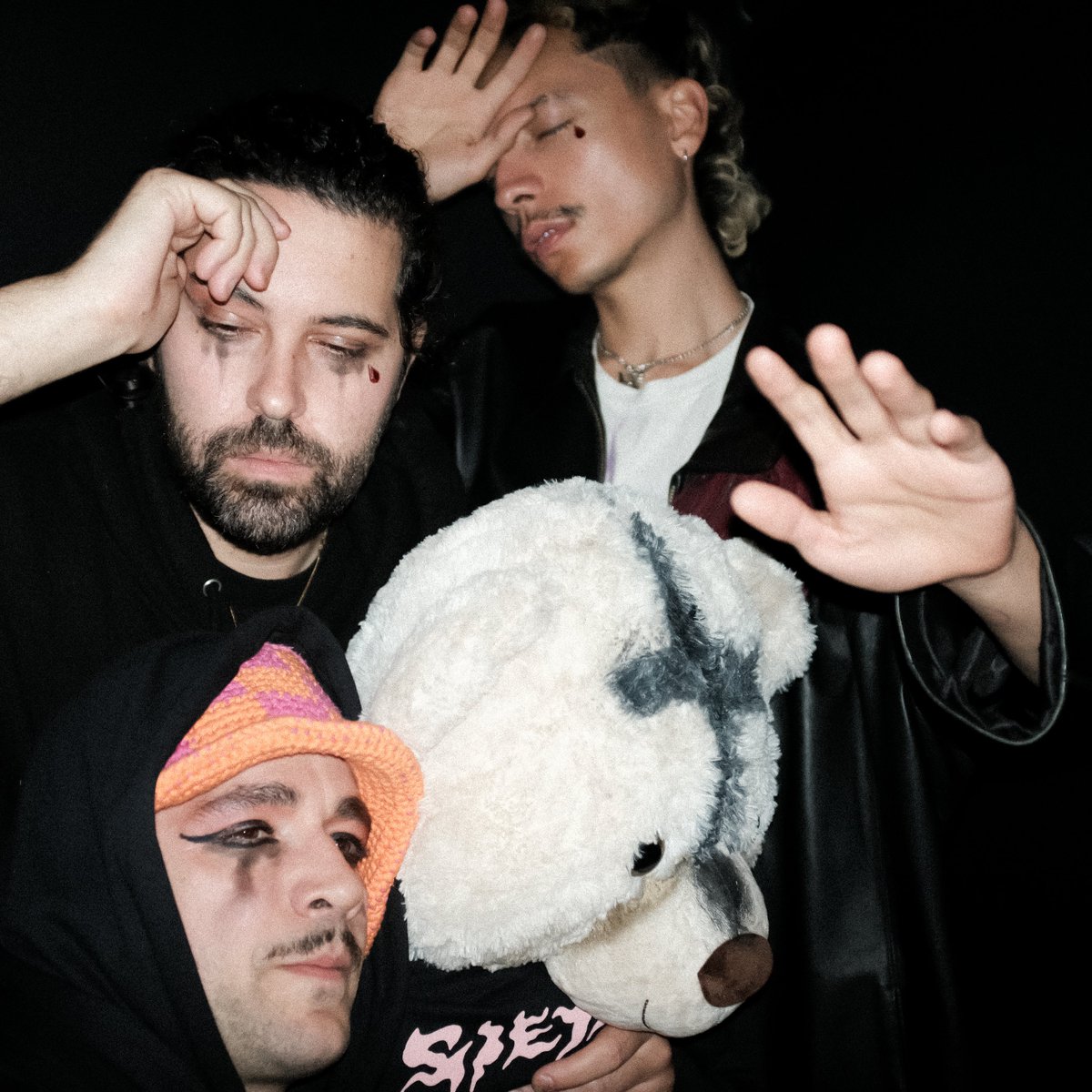 DivinoNinoband's tweet photo. Sad Update: Tour Cancelled. Detail 🧵🧵🧵

Limited edition merch is up for sale this week only. Help us recoup lost tour costs :(

https://t.co/CMSWFBgqyN https://t.co/zyenq6DAo3