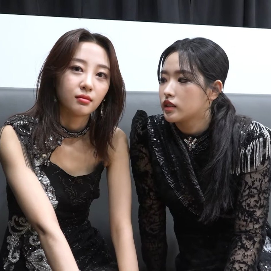 tiny_hyeju's tweet image. 🐺🤍🦢 #HappyYvesDay